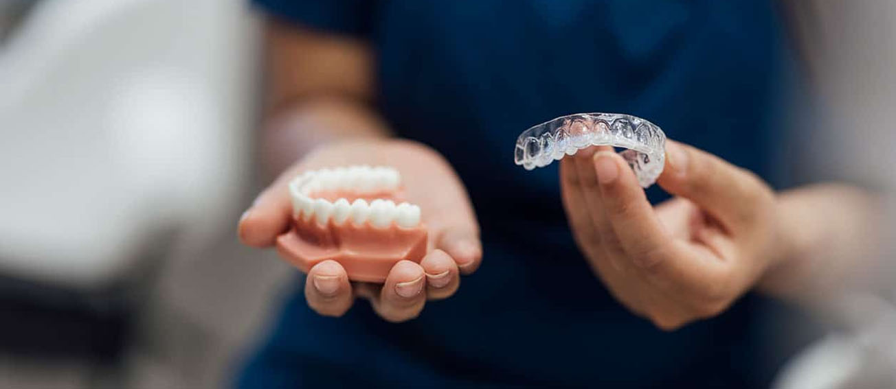 Direct-to-Consumer Aligners Versus Specialist Orthodontist Care: Why Expertise Matters